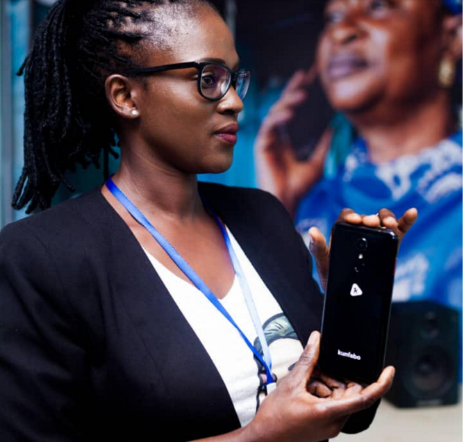 Entretien avec Fadima Diawara, conceptrice du smartphone africain Kunfabo