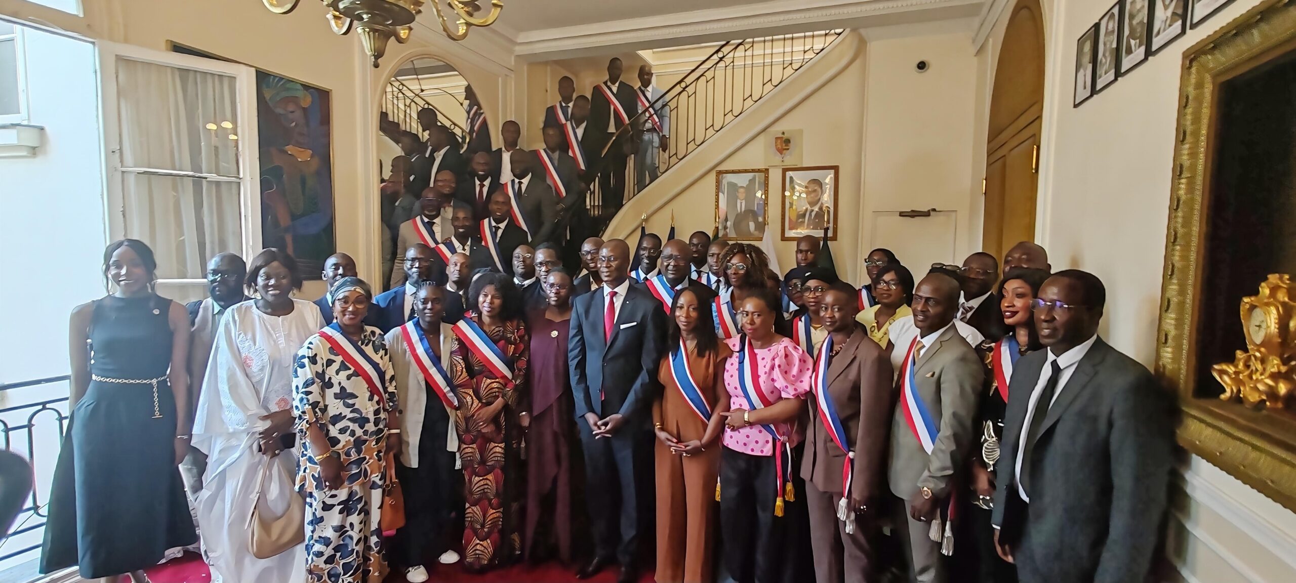 Paris : l’Ambassadeur Baye Moctar Diop honore les élus franco-sénégalais et appelle à de nouveaux partenariats Paris : l’Ambassadeur Baye Moctar Diop honore les élus franco-sénégalais et appelle à de nouveaux partenariats